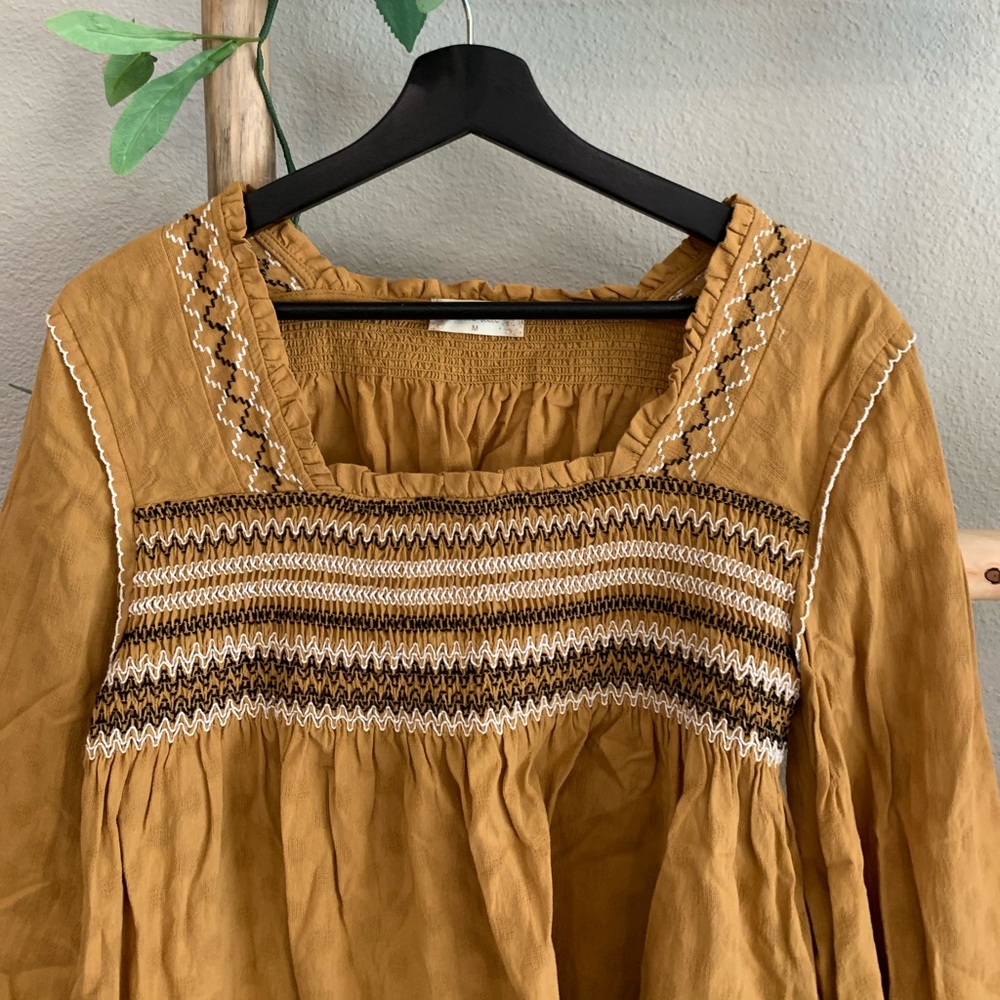 Altar’d State Blouse - Picture 2 of 6